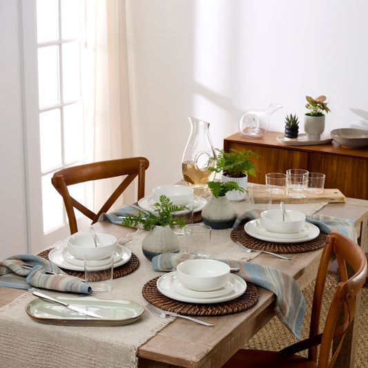 24 Seven White 18-Piece Dinnerware Set