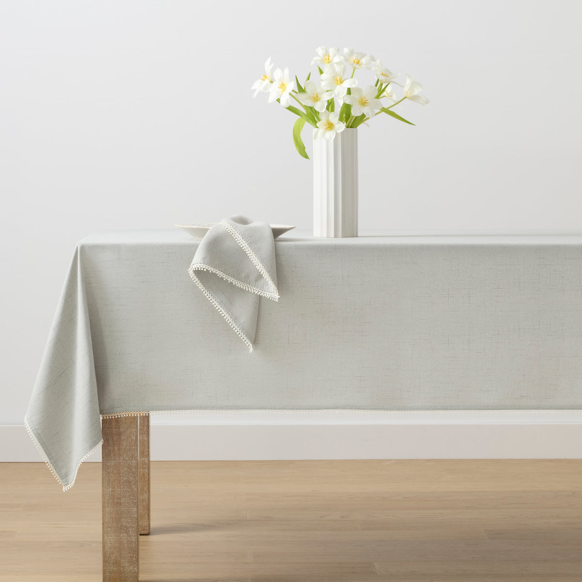 French Perle Solid Dove Grey 60x102 Tablecloth