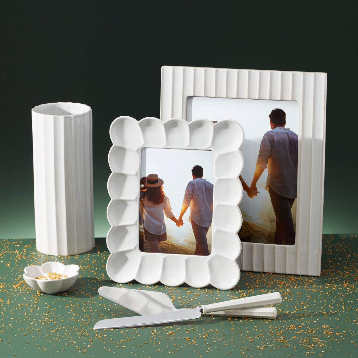 French Perle Scallop White 5x7 Photo Frame